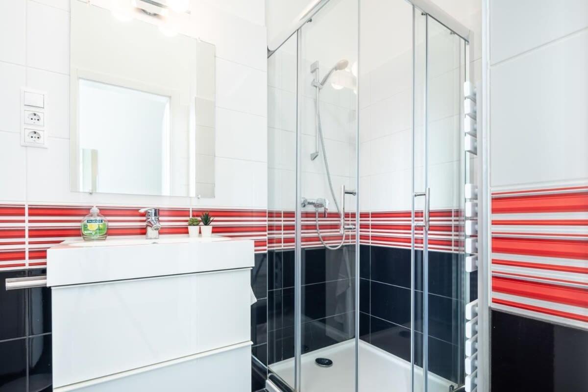 Bright & Large Apartment At Top Location Budapest Bagian luar foto