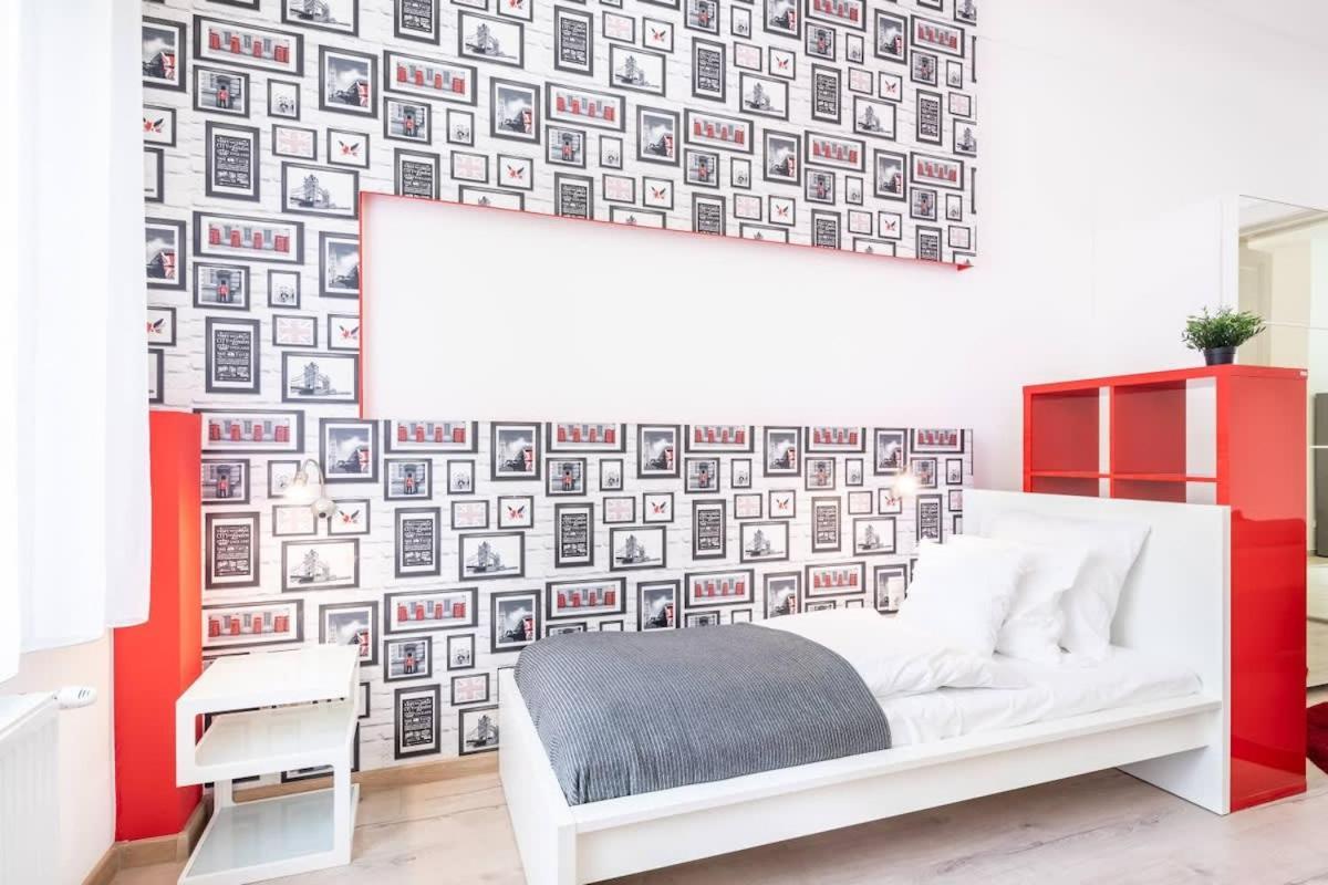 Bright & Large Apartment At Top Location Budapest Bagian luar foto