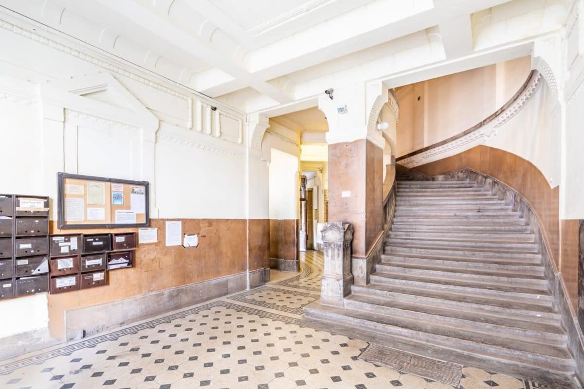 Bright & Large Apartment At Top Location Budapest Bagian luar foto